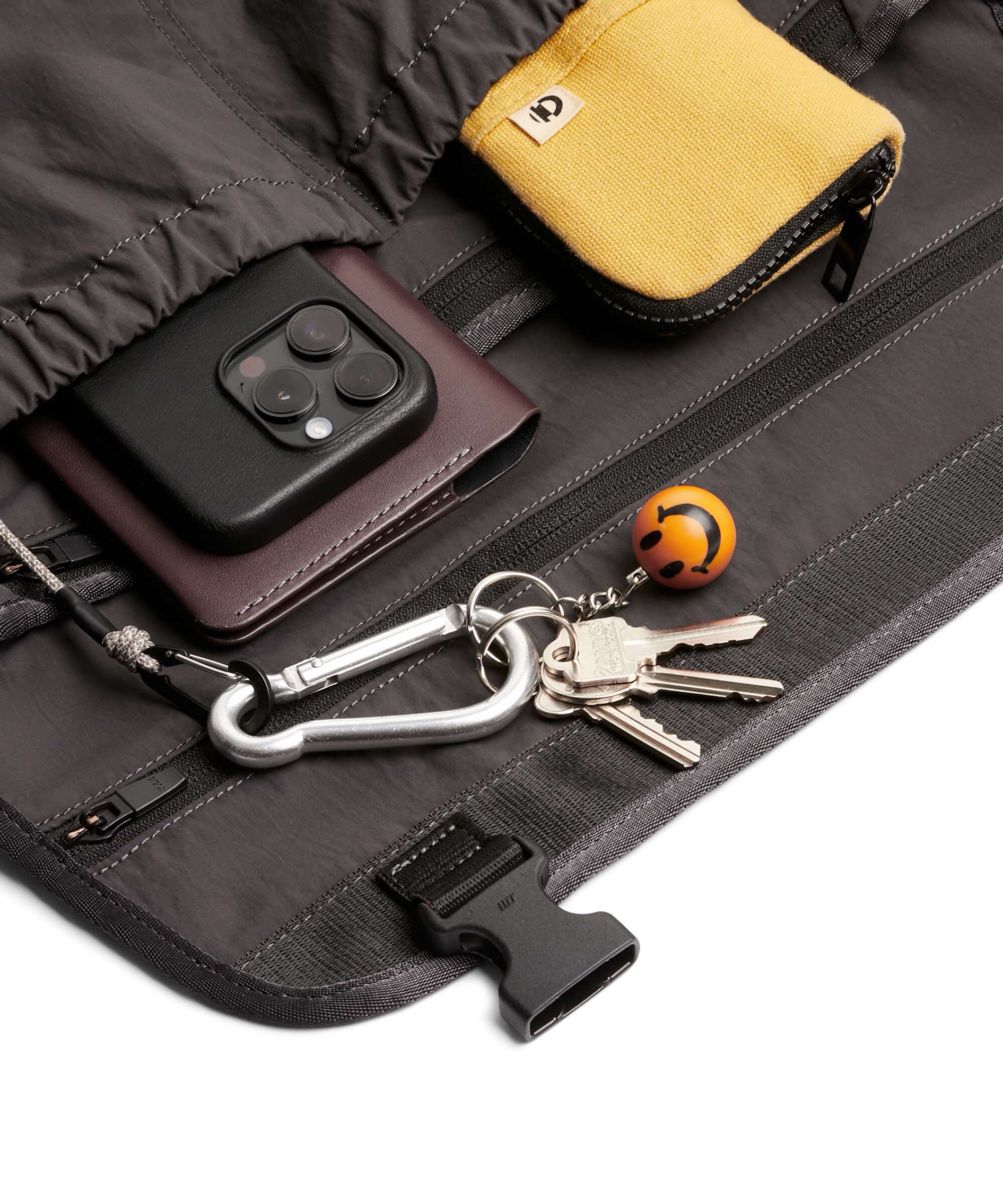 Bellroy Cinch 12 Messenger bag charcoal