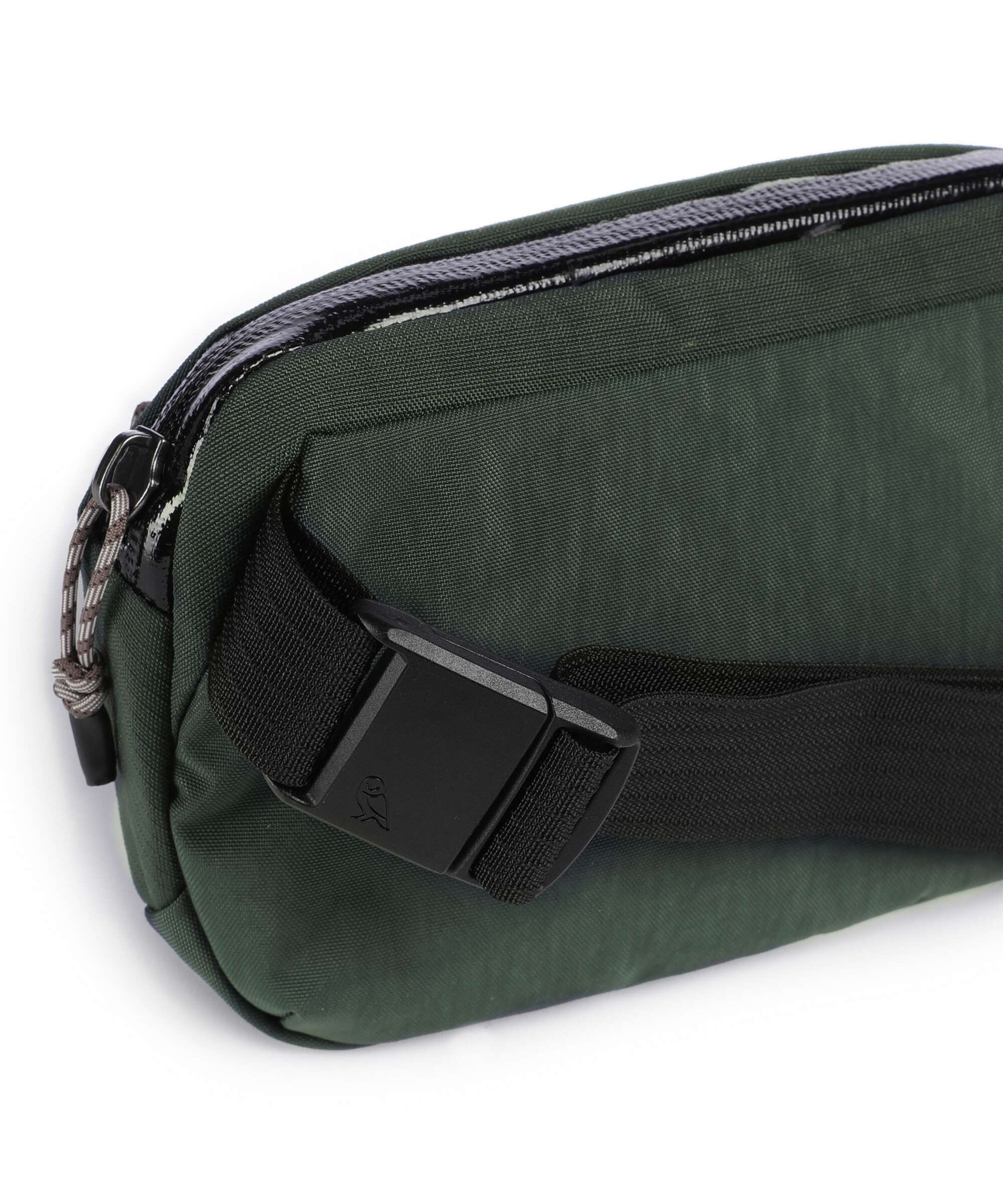 Bellroy Venture 01. Mai Belt bag deep ocean