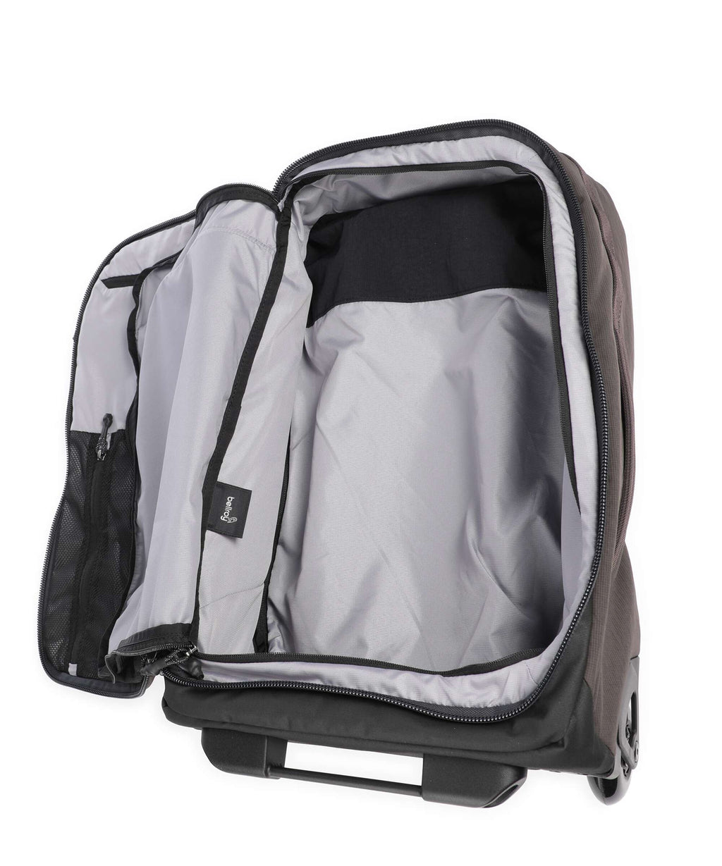 Bellroy Lite Travel bag with wheels riverrock